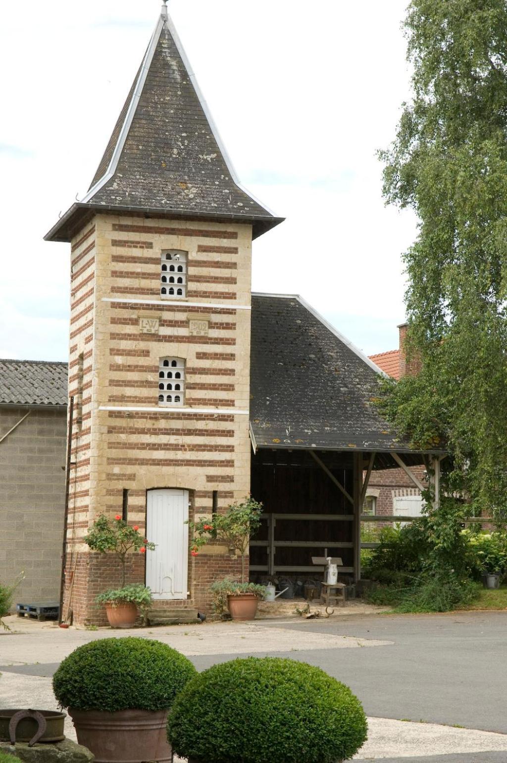 Le Clos Xavianne Ribecourt-la-Tour Exterior photo